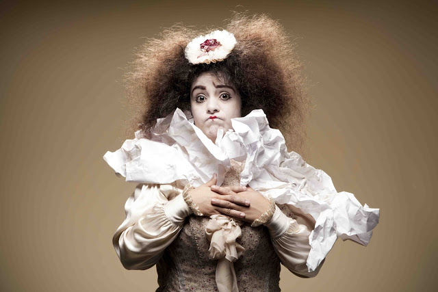Image of  Mexican artist, the Clown Gaby Muñoz 