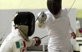 Woman fencing in Mexico's Team 